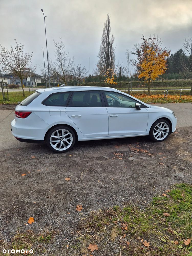 Seat Leon 2.0 TDI DPF DSG Style - 3