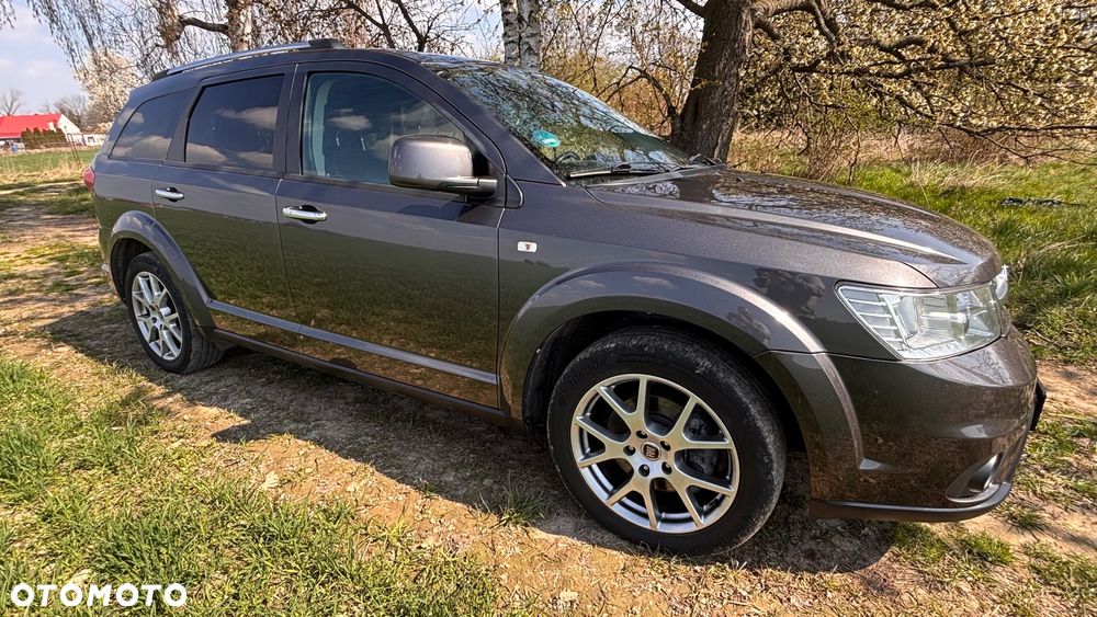 Fiat Freemont 2.0 Multijet 16V DPF Automatik Allrad Lounge - 1