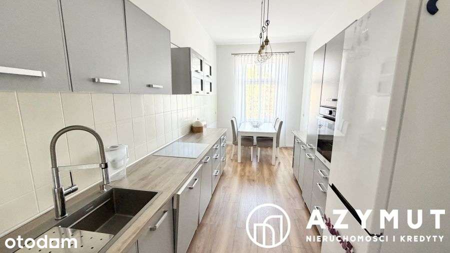 105 m2, dwa balkony, II piętro w kamienicy