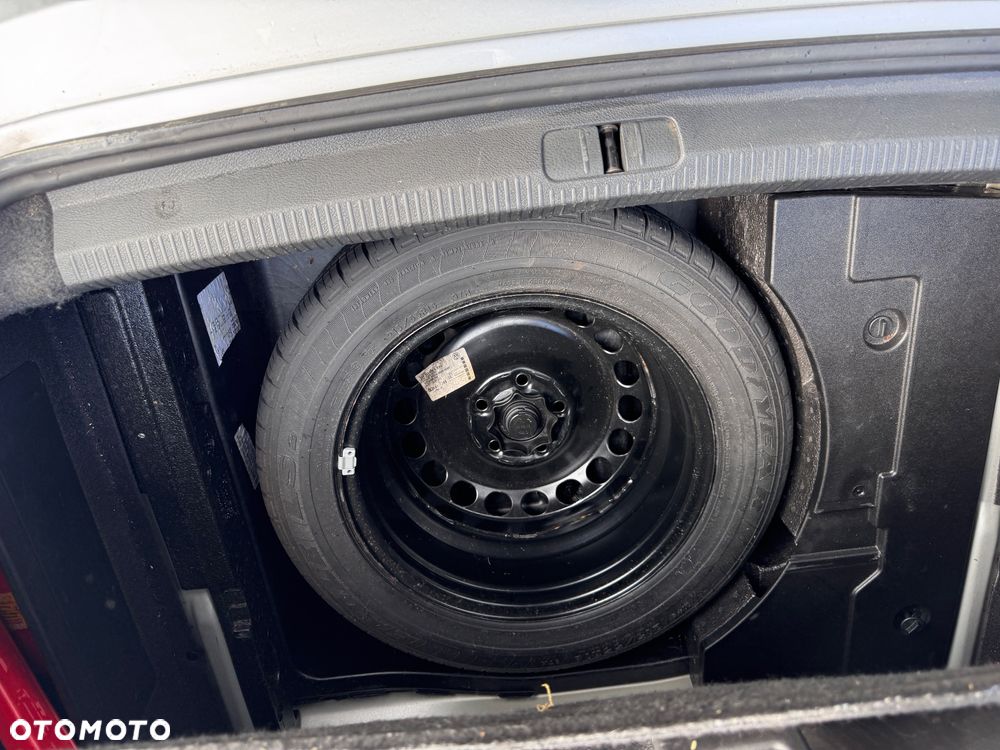 Volkswagen Passat CC 2.0 TSI DSG - 25