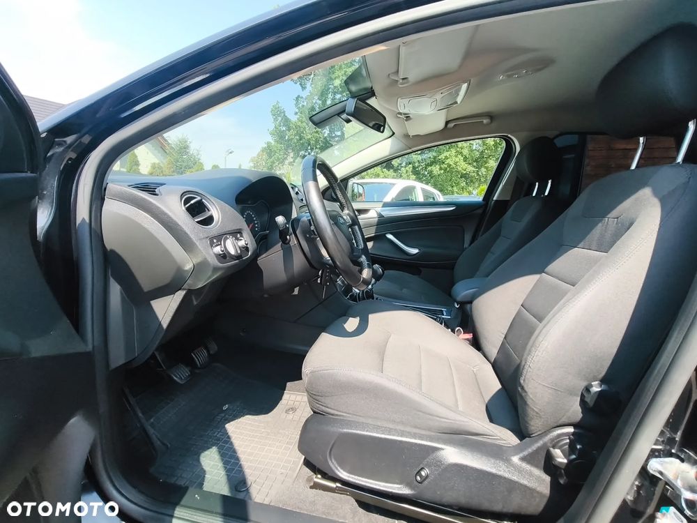 Ford Mondeo 2.0 TDCi Titanium - 28