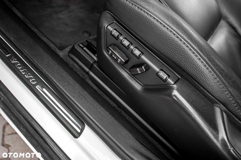 Volvo XC 90 D5 Summum - 25