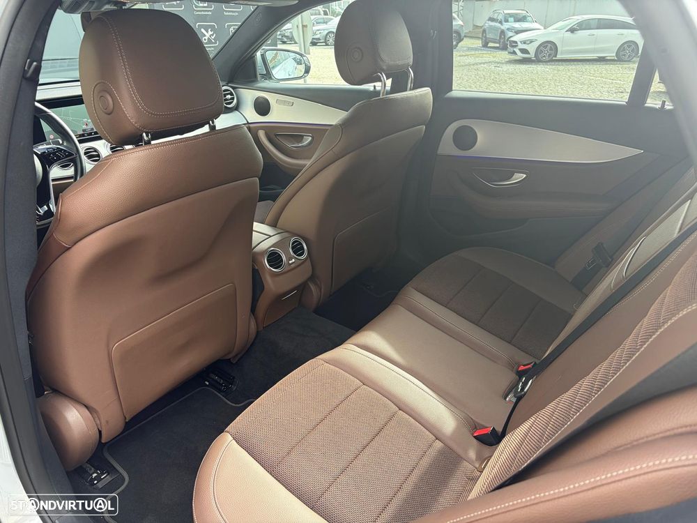 Mercedes-Benz E 300 de Avantgarde - 12