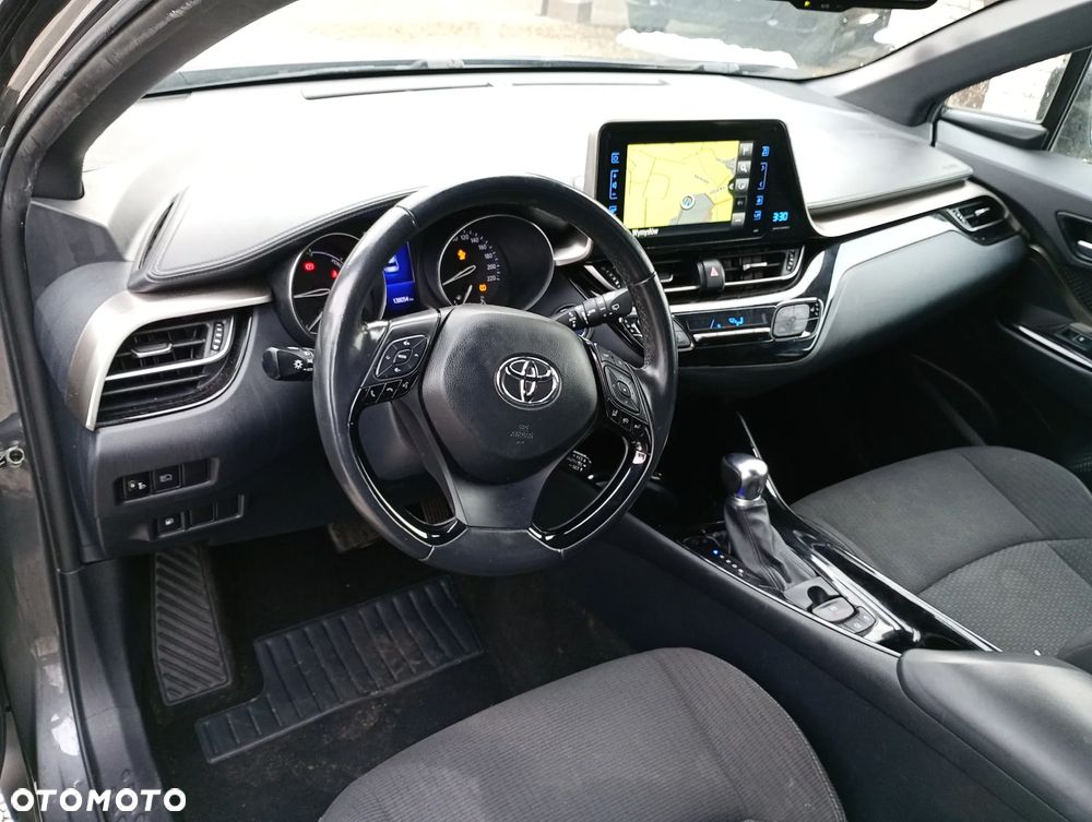 Toyota C-HR Style - 10