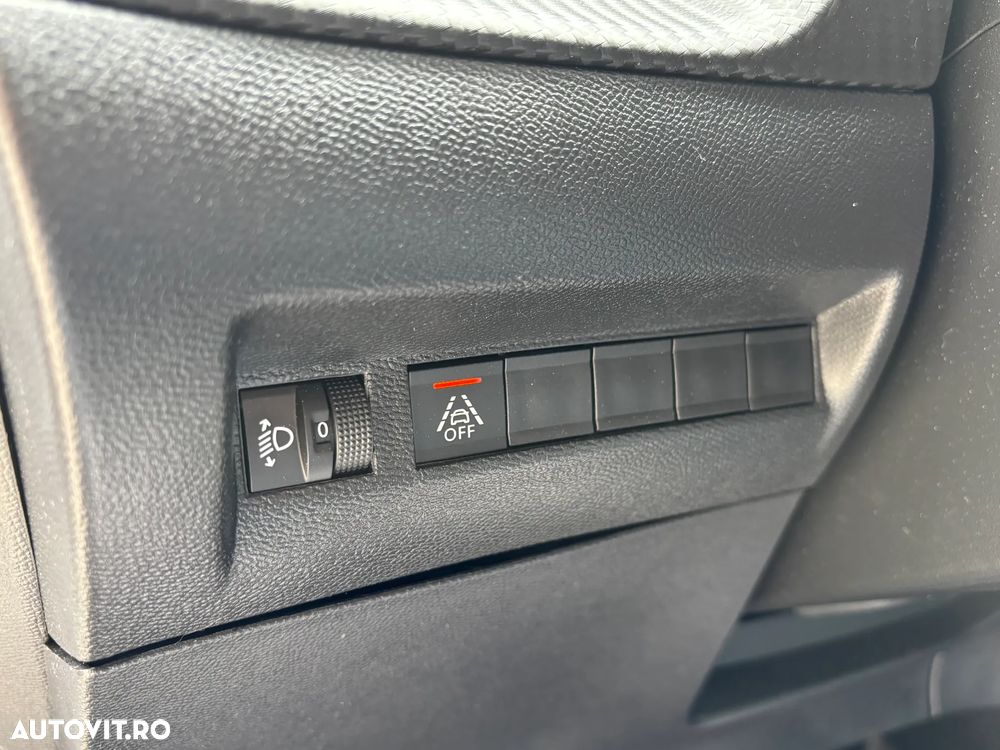 Peugeot 2008 1.5 BlueHDI FAP Active - 24