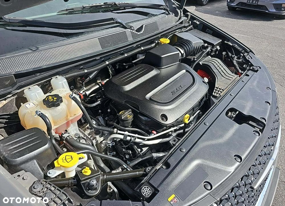 Chrysler Pacifica - 15