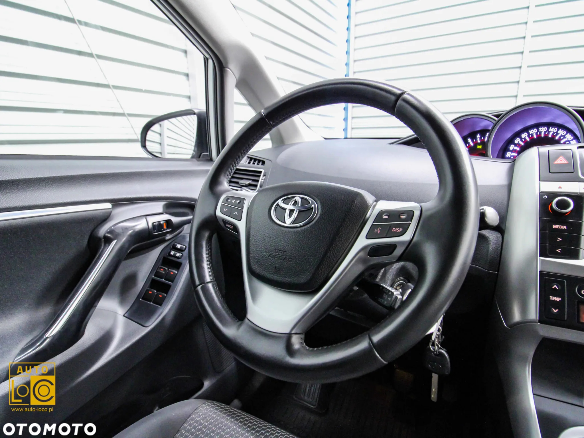 Toyota Verso 2.0 D-4D Premium - 28
