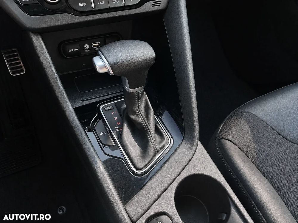 Kia Niro 1.6 GDI 2WD Aut. Spirit - 10
