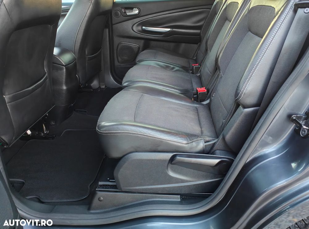 Ford S-Max 2.0 TDCi Titanium - 13