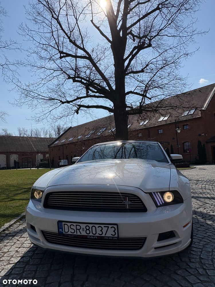 Ford Mustang 3.7 V6 - 1
