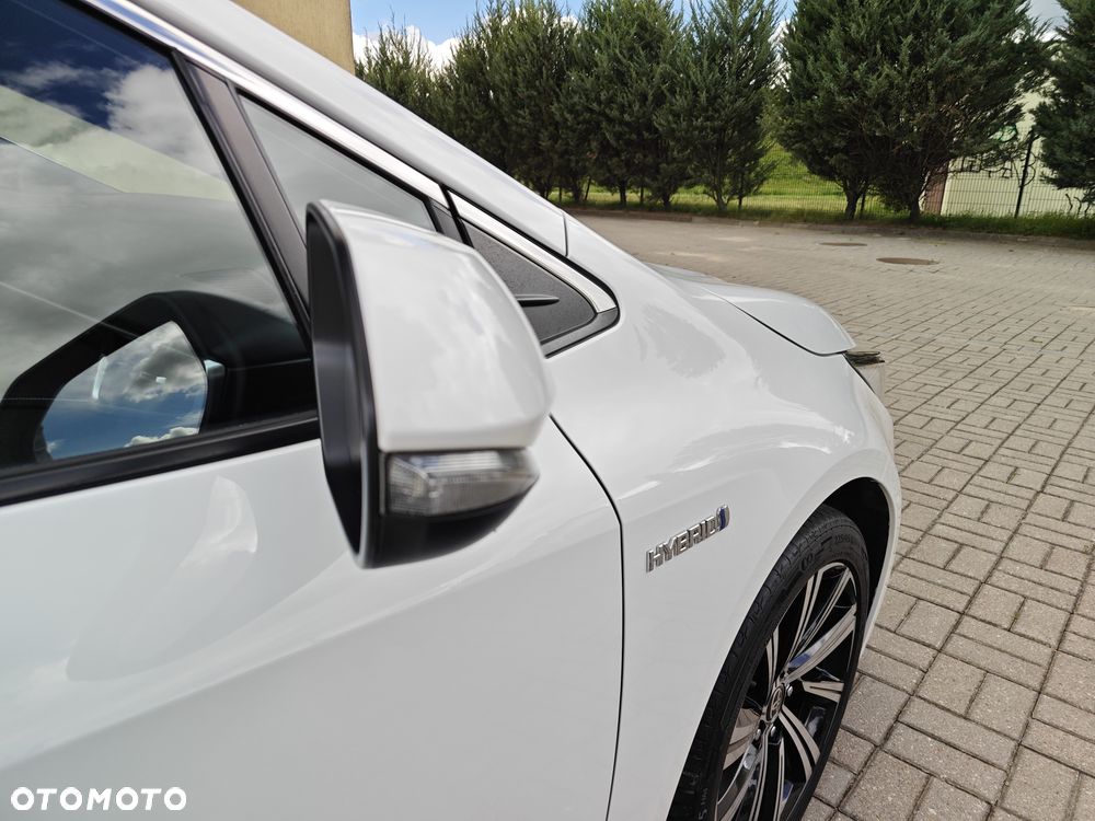 Toyota Corolla 2.0 Hybrid Comfort - 16