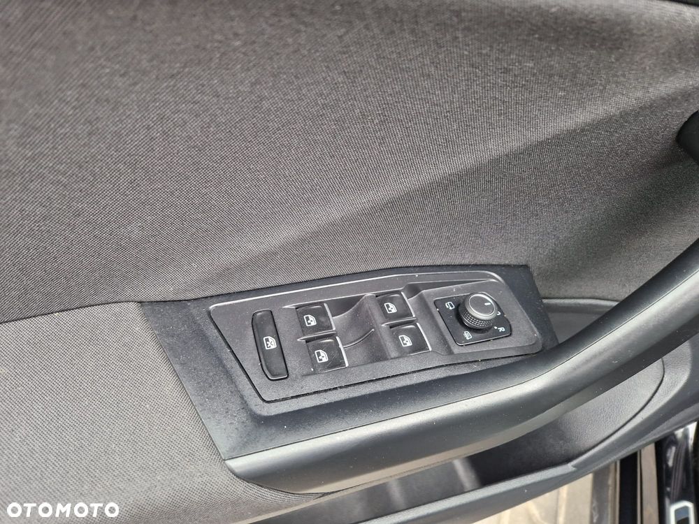 Volkswagen T-Roc 2.0 TDI SCR DSG ACTIVE - 18