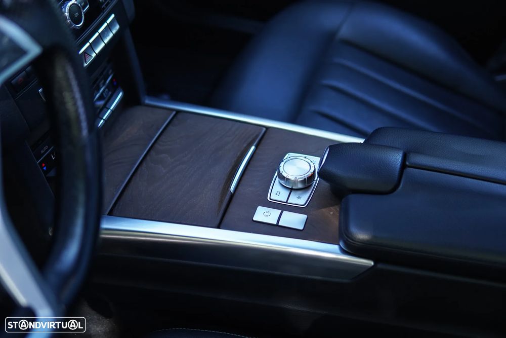 Mercedes-Benz E 300 Bluetec Hybrid Avantgarde - 50