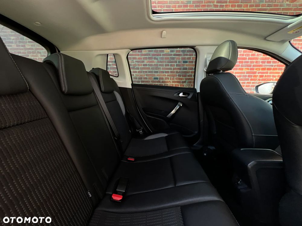 Peugeot 2008 - 19