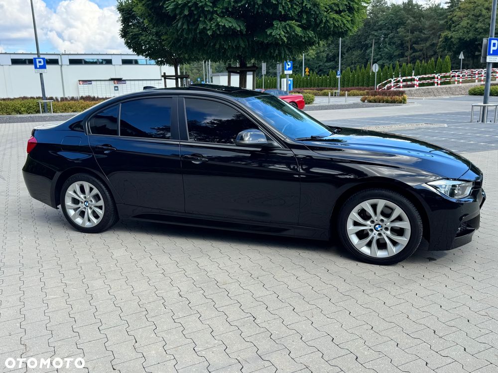 BMW Seria 3 320i GPF Luxury Line Purity sport - 6