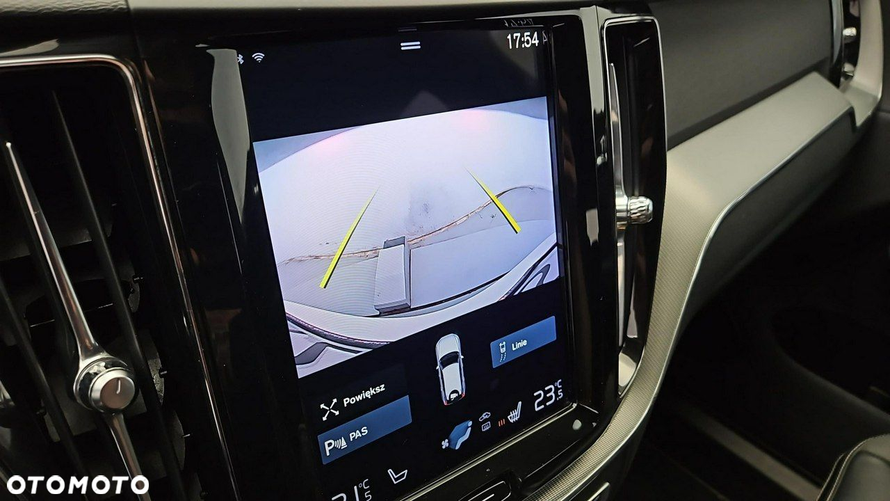 Volvo XC 60 - 21