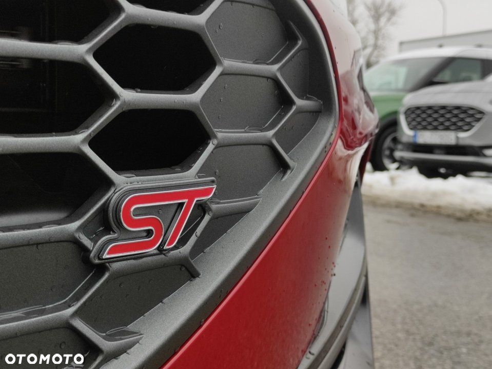 Ford Focus - 10