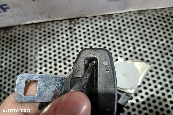 Centura siguranta fata stanga 34073018 7234767 34073018 7234767 BMW S - 5