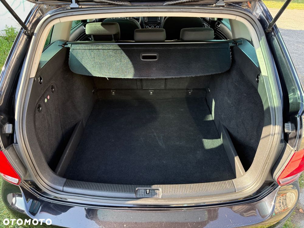 Volkswagen Golf - 19