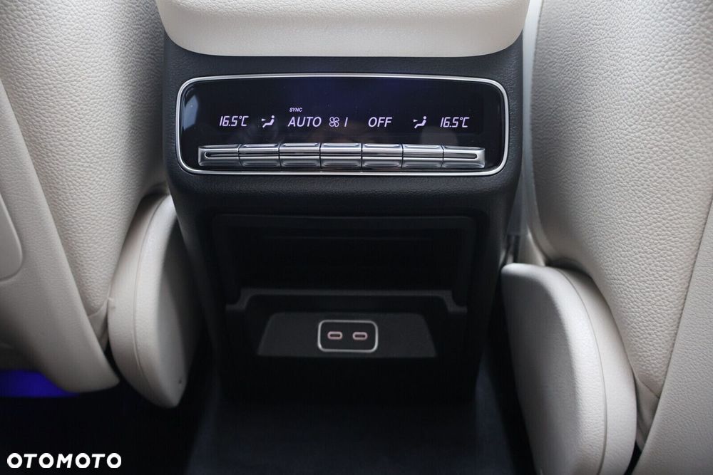 Mercedes-Benz GLE - 25