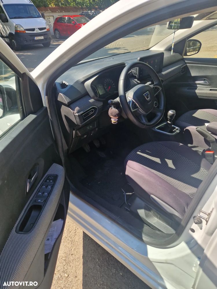 Dacia Logan TCe 90 MT6 Prestige - 6