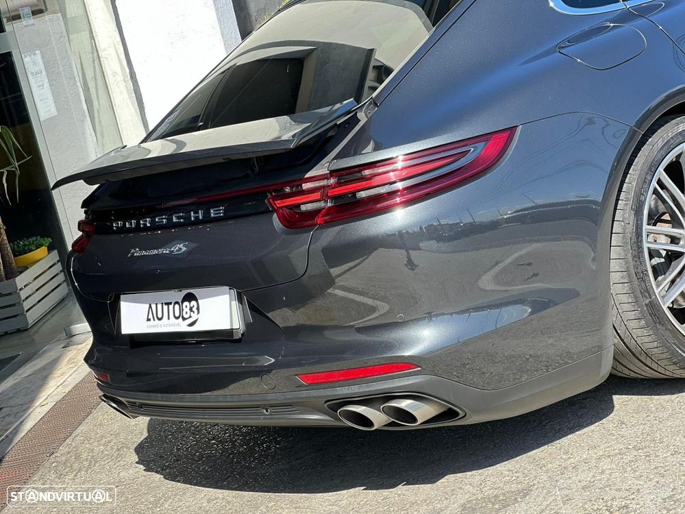 Porsche Panamera 4 S - 3