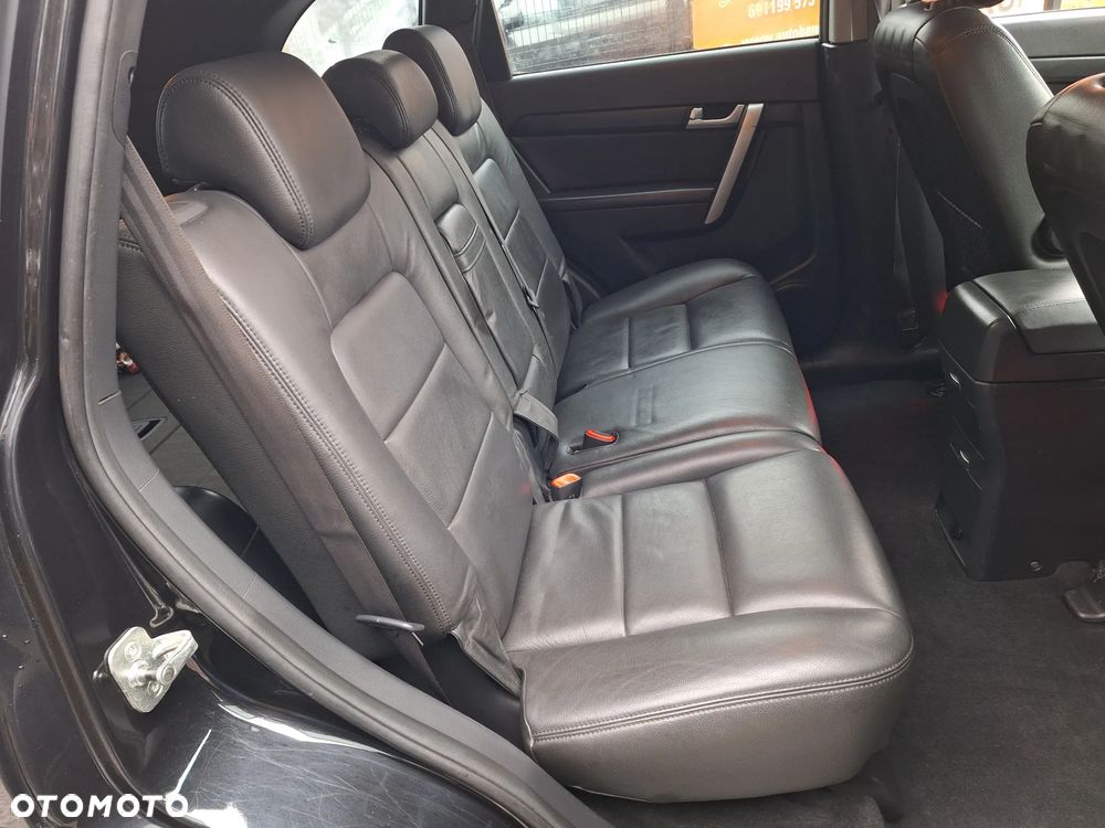 Chevrolet Captiva - 19