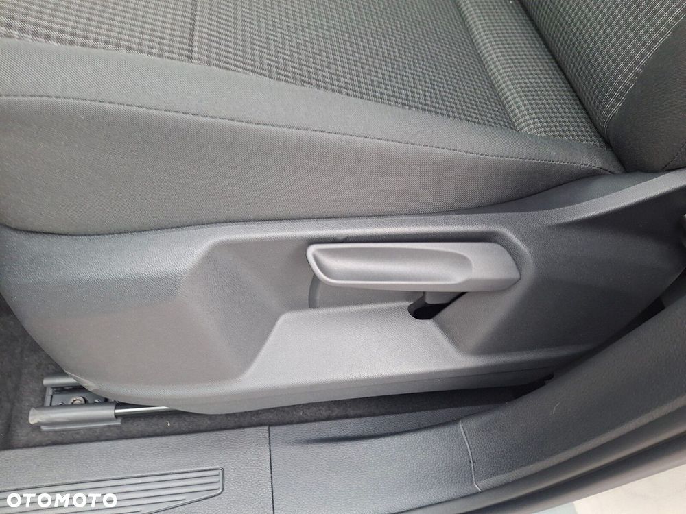 Volkswagen Caddy Cargo - 15