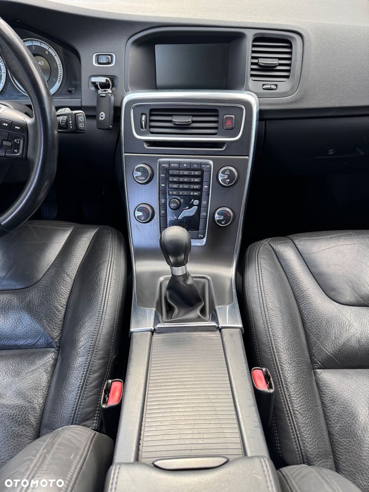 Volvo V60 D3 Momentum - 17