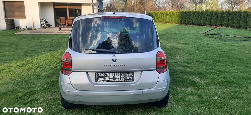 Renault Modus Grand 1.2 16V TCE Night and Day - 5