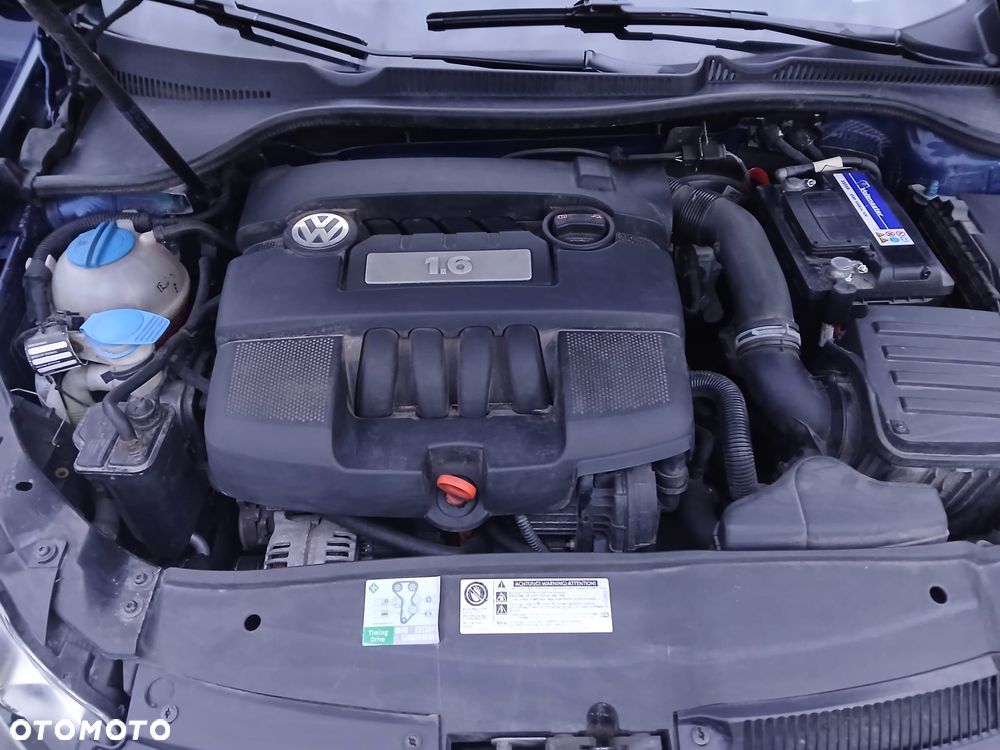 Volkswagen Golf - 20