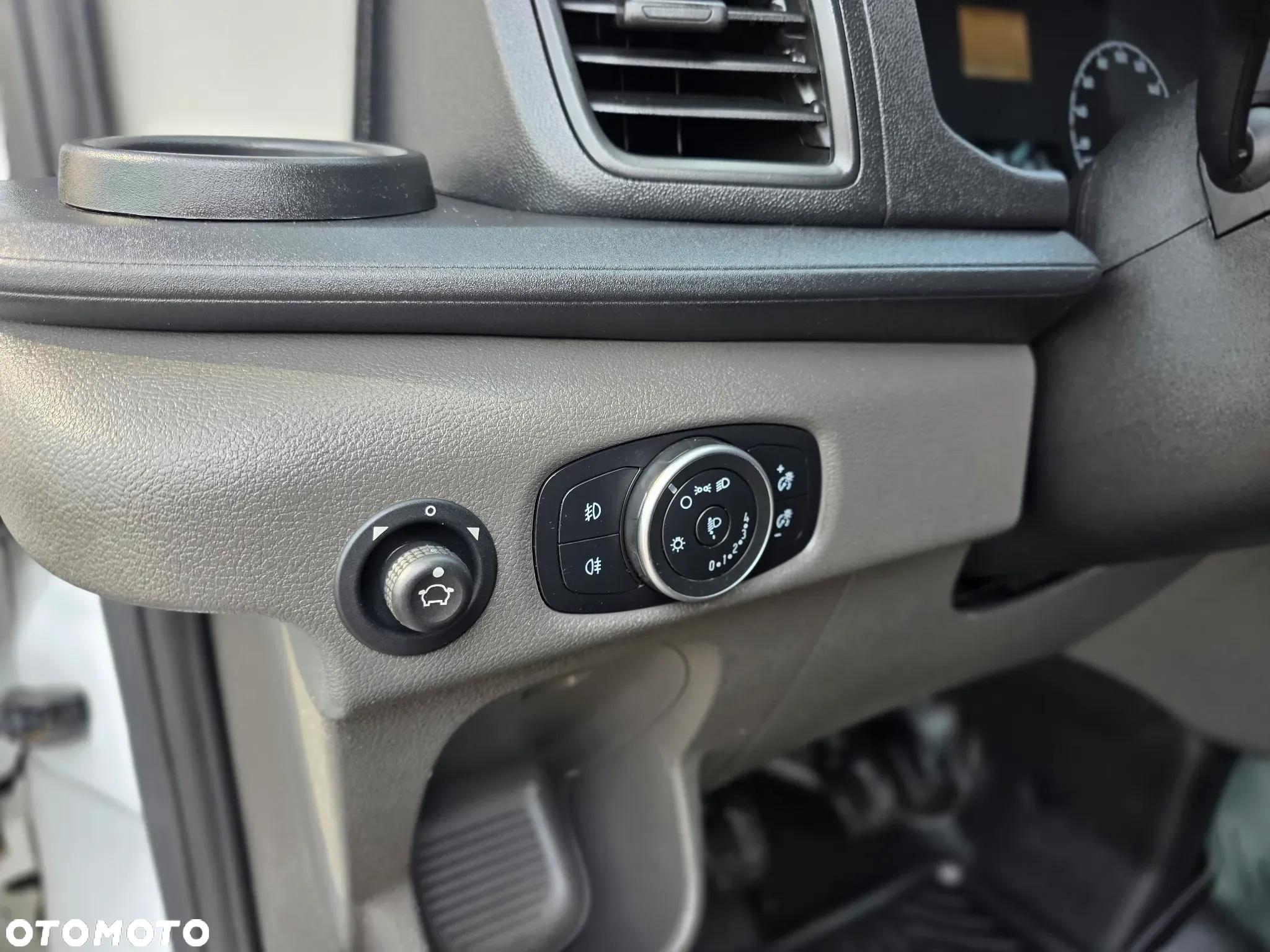 Ford Transit DOKA Dubel Kabina 350 2.0 EcoBlue 7 Osobowy BEZWYPADKOWY  z Polskiego Salonu SERWISOWANY Bardzo ładny Egzemplarz , Pełna Faktura Vat 23% - 30