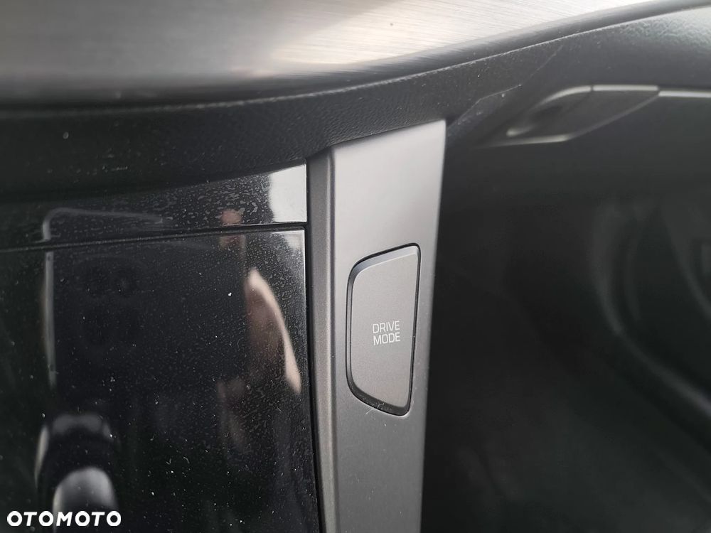 Hyundai i40 1.6 GDI Comfort + - 22