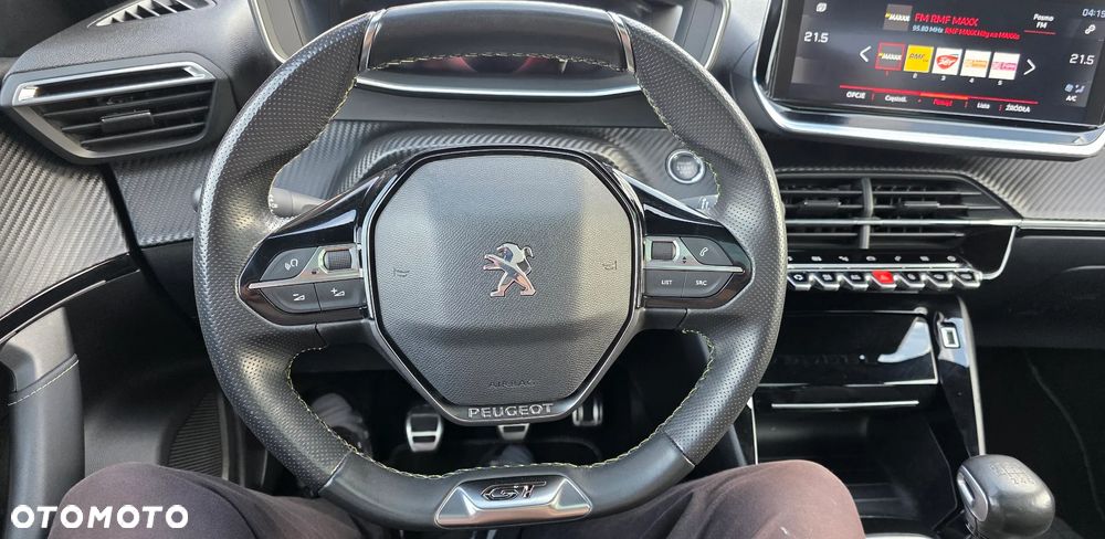 Peugeot 2008 1.5 BlueHDi GT Line S&S - 17