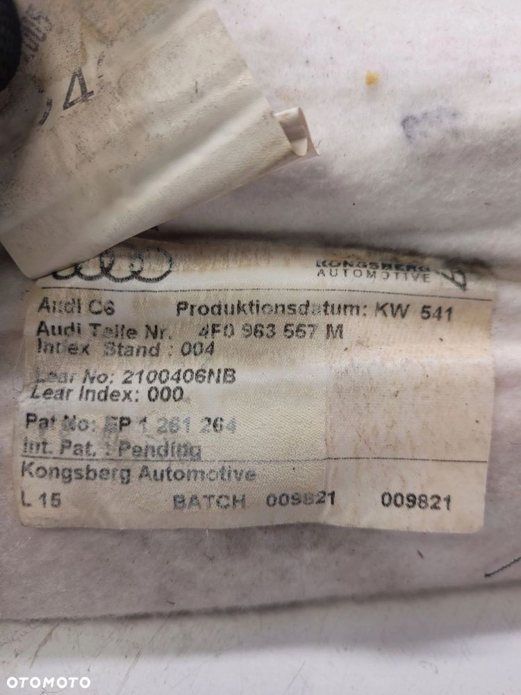 MATA GRZEWCZA FOTELA GÓRA AUDI A6 C6 4F0963557M - 4