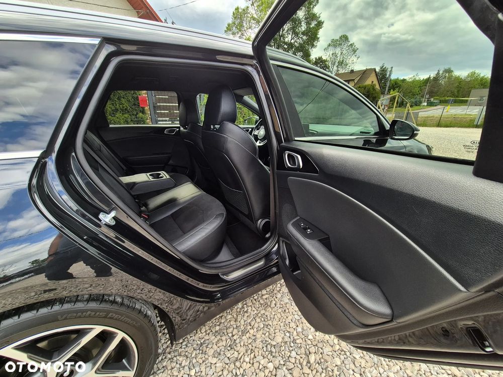 Kia Ceed 1.4 T-GDI OPF GT Line - 33
