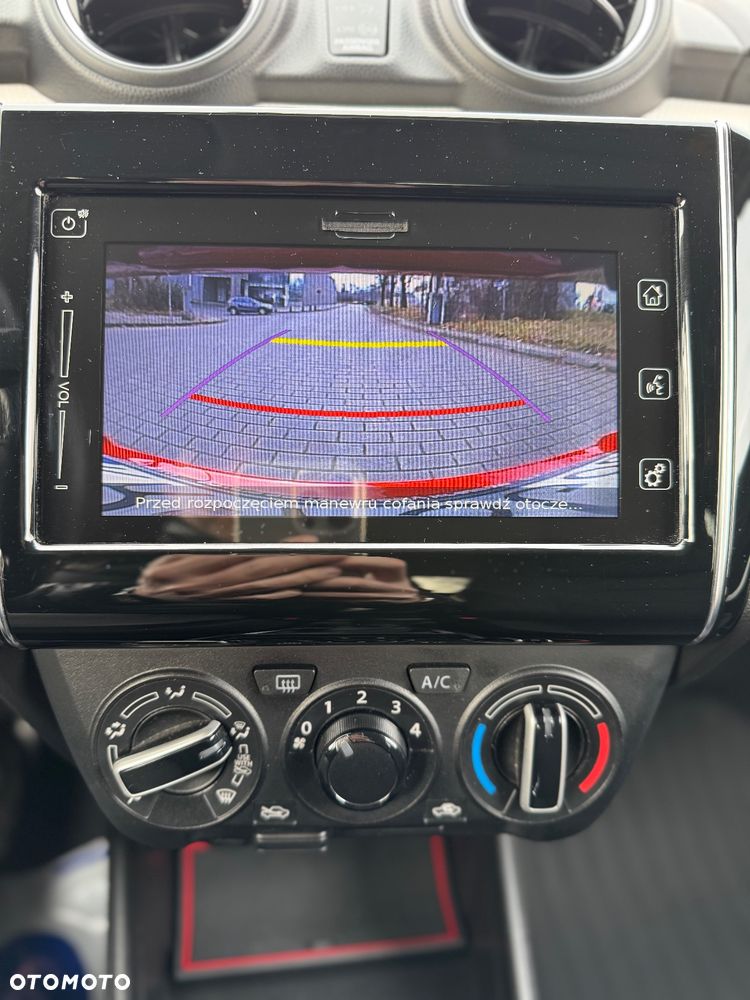 Suzuki Swift 1.2 SHVS Premium Plus - 13