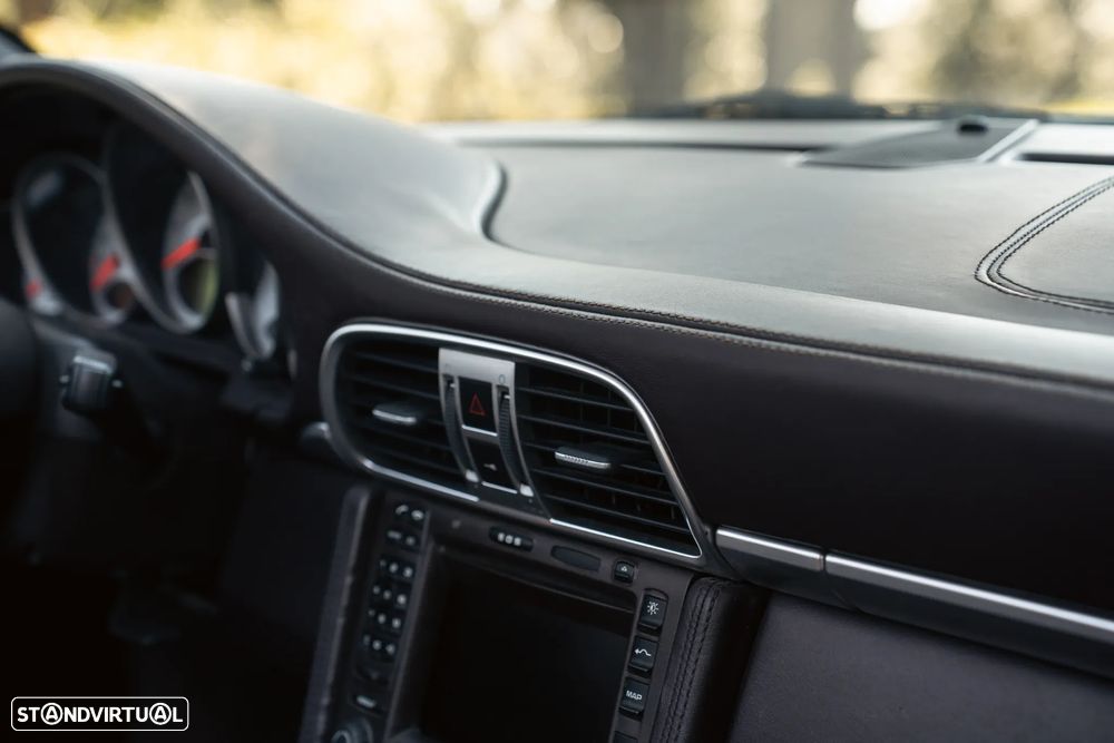 Porsche 911 (997) Carrera 4 S Cabriolet - 51