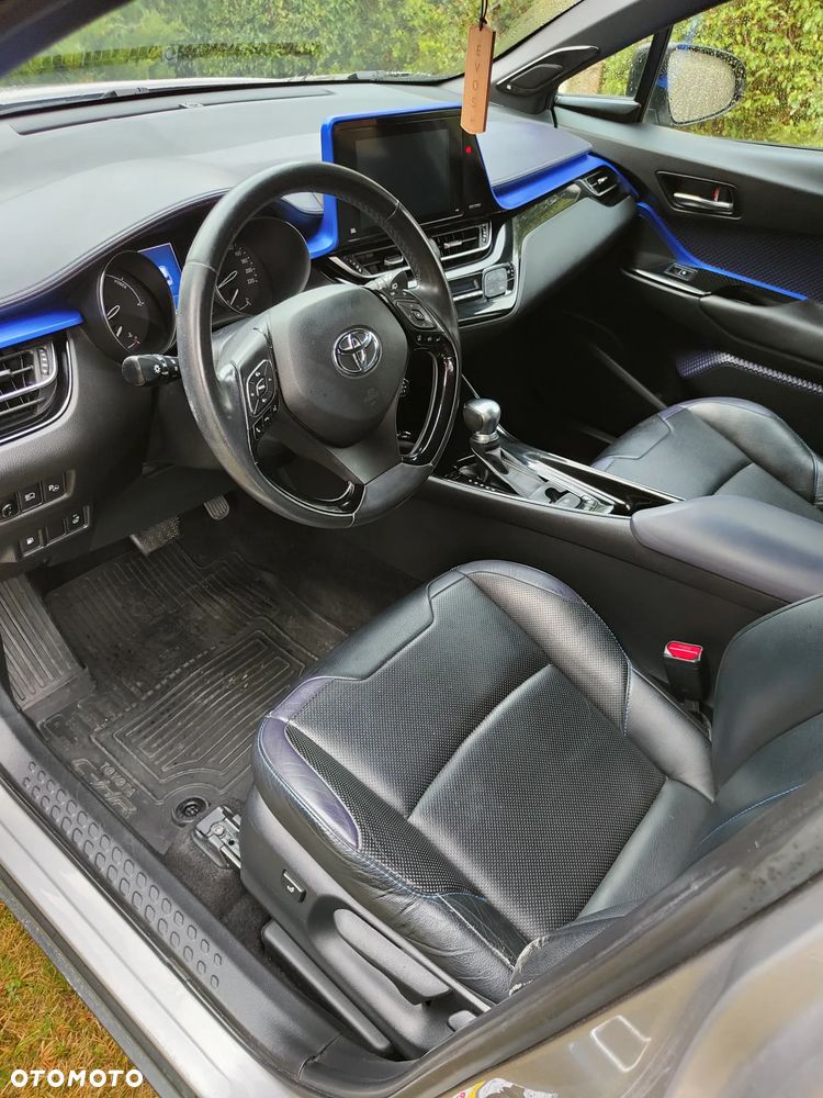 Toyota C-HR - 9