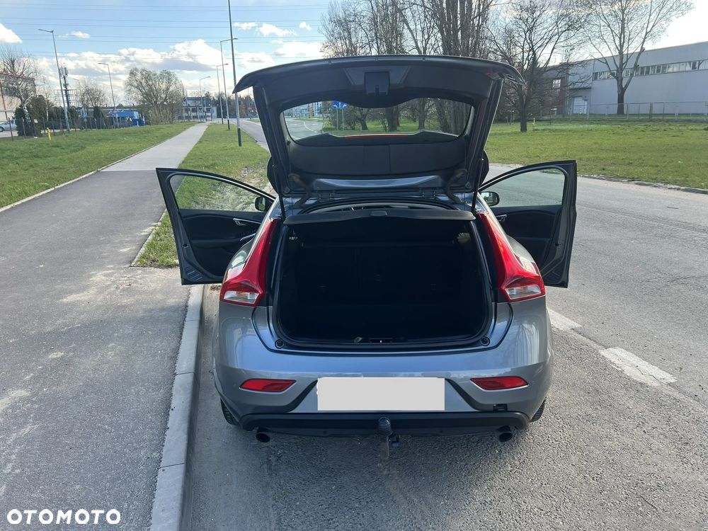 Volvo V40 D4 Summum - 9