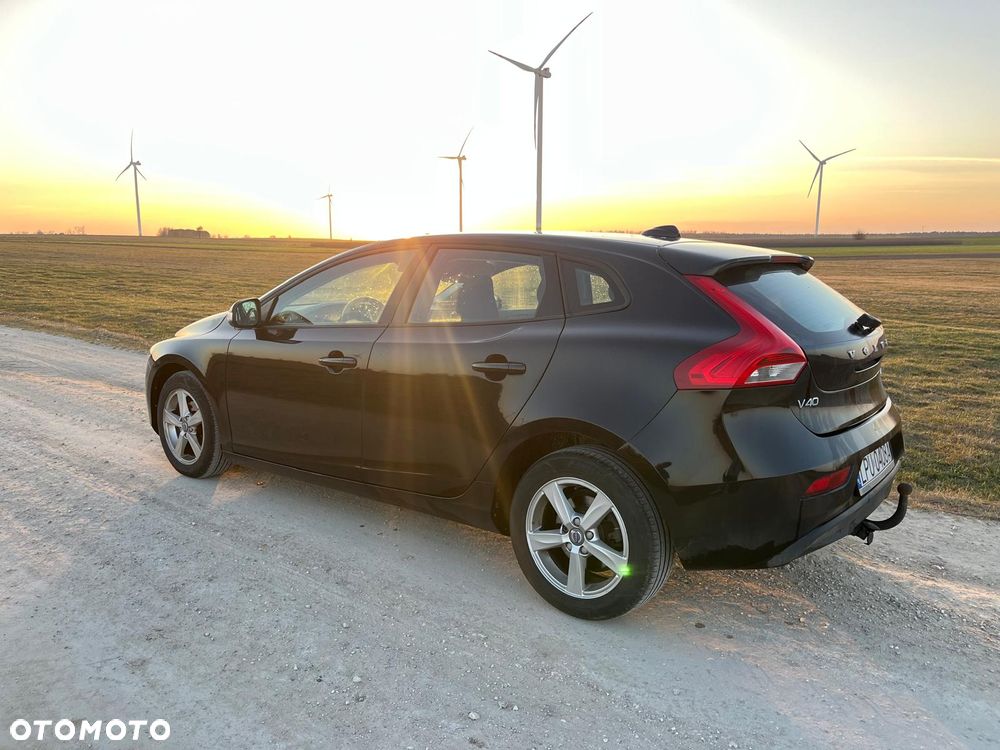 Volvo V40 - 20