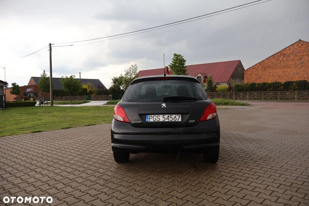 Peugeot 207 - 4