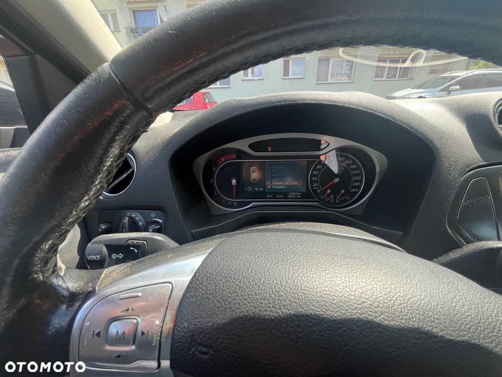 Ford Mondeo 2.0 TDCi Ghia - 5