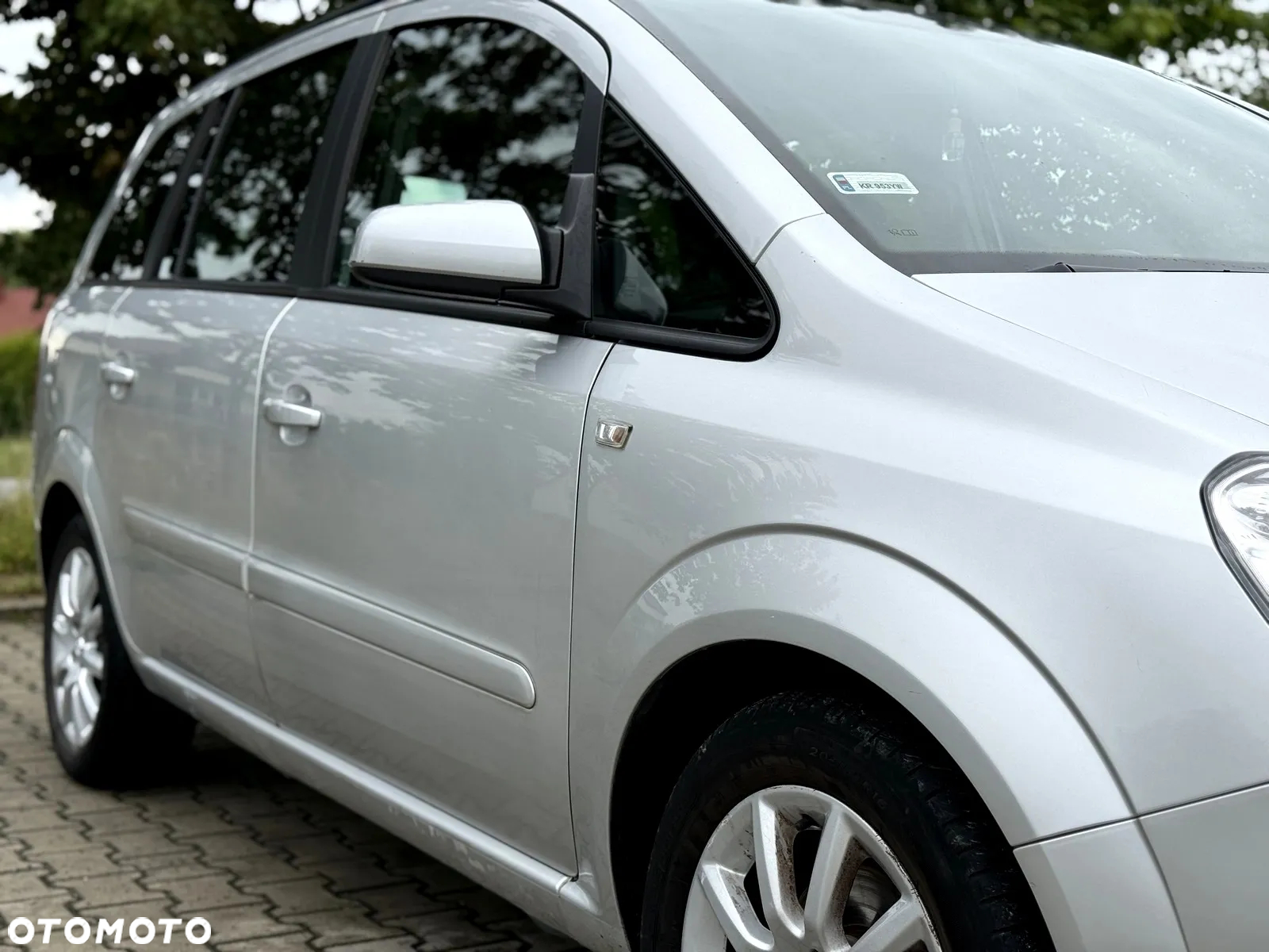 Opel Zafira 1.8 Cosmo - 19