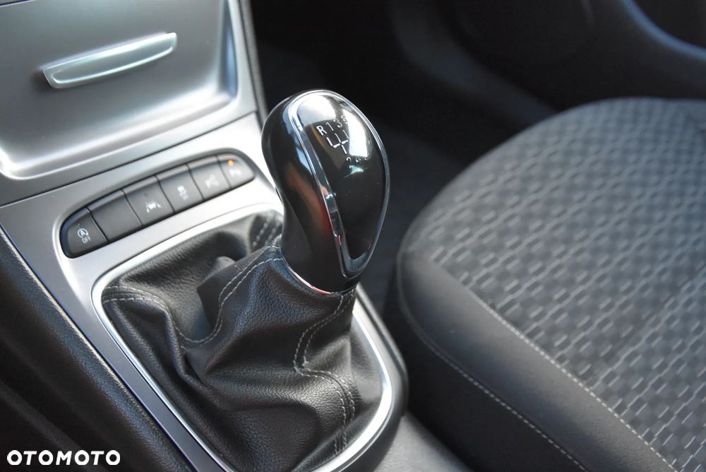 Opel Astra 1.4 Turbo Dynamic - 36