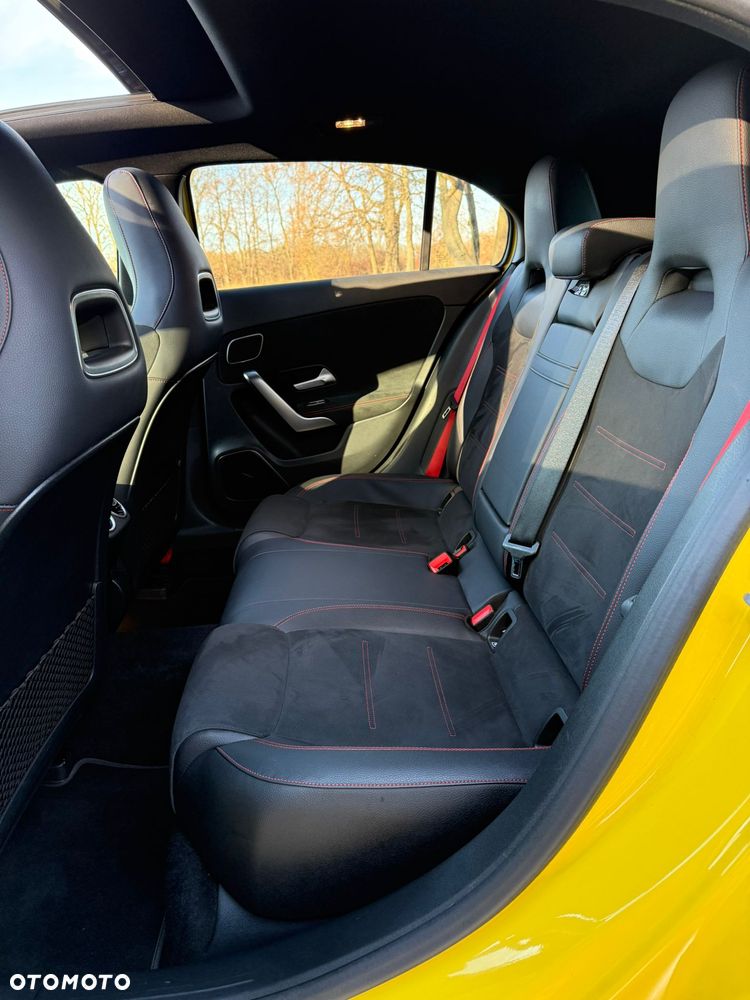 Mercedes-Benz Klasa A 35 AMG 4-Matic 7G-DCT - 9