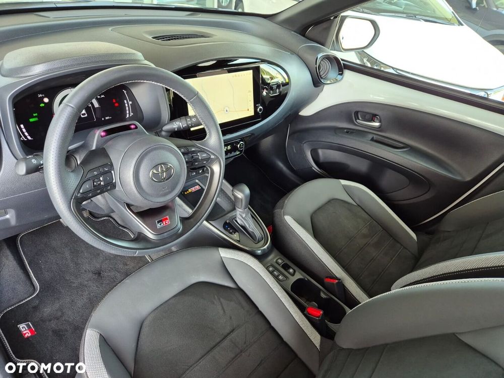 Toyota Aygo X - 8