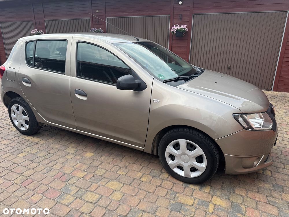Dacia Sandero 1.2 16V - 10