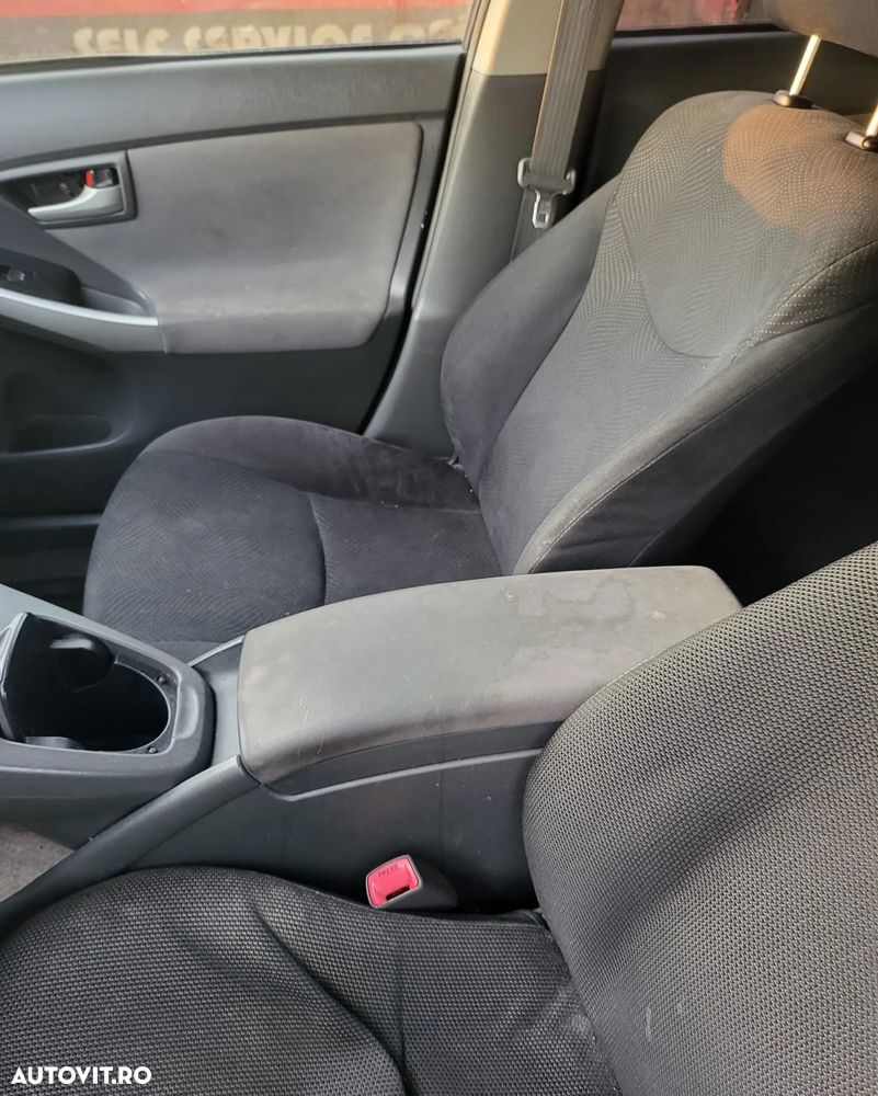 Toyota Prius HSD Luna - 7