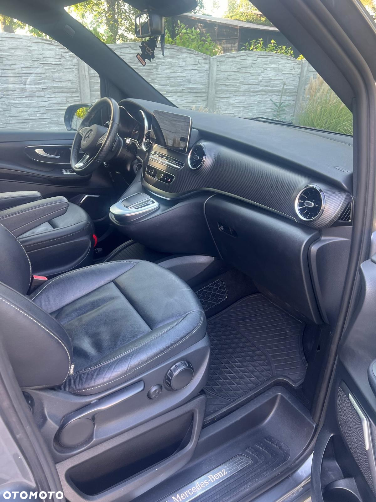 Mercedes-Benz Klasa V 300 d Exclusive 9G-Tronic (d³ugi) - 11